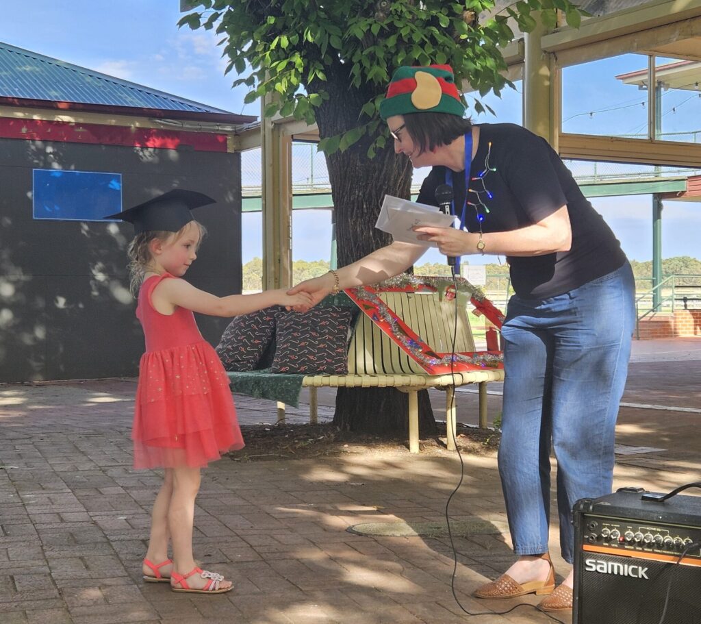 Sally Matheson awards the PEEP certificates